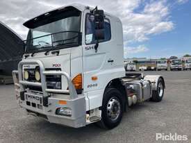 2014 Hino 700 Series - picture0' - Click to enlarge