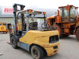 CROWN CG45S FORKLIFT - picture2' - Click to enlarge