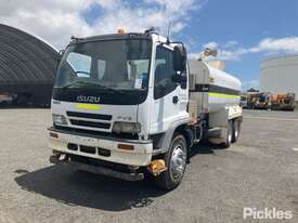 2004 Isuzu FVZ - picture0' - Click to enlarge