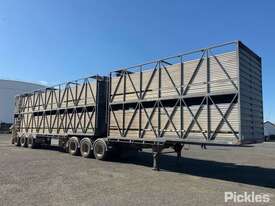 2010 Byrne Tri Axle Trailer Tri axle cattle trailer A&B - picture0' - Click to enlarge