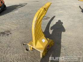 Unused Ripper to suit Komatsu PC 200 - picture2' - Click to enlarge