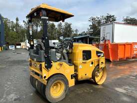 Caterpillar CC34B Combination Roller - picture1' - Click to enlarge