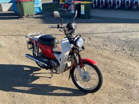 Honda Super CUB - picture0' - Click to enlarge