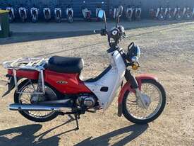 Honda Super CUB - picture0' - Click to enlarge