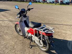 Honda Super CUB - picture2' - Click to enlarge