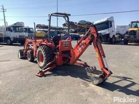 Kubota B20 Tractor/Loader/Backhoe - picture1' - Click to enlarge