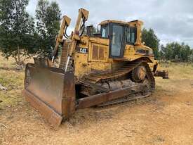 1985 Caterpillar D7H - picture2' - Click to enlarge