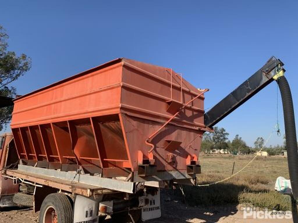 Used Grouper Bin approx 6t capacity bin located in Drillham QLD for further info contact Aaron