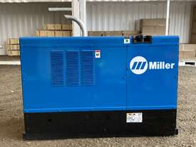 Miller Big Blue Welder - picture2' - Click to enlarge