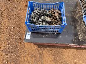 Crate of Assorted Chains - picture1' - Click to enlarge