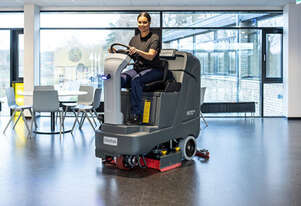 CLEANQUIP-SC4000 Mid Sized Ride On Scrubber Dryer (860D)
