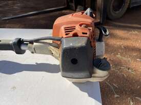 Stihl Whipper Snipper - picture1' - Click to enlarge