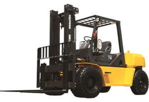Komatsu FD80-10 - 8 Tonne Capacity IC Engine Forklift