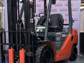 Toyota 2020 Toyota 8FG25 LPG Gas Forklift - picture1' - Click to enlarge