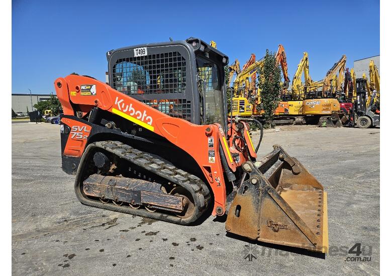caption KUBOTA SVL75-2 TRACK LOADER 2022 WITH LOW 650 HOURS, FULL CIVIL SPEC AND 4 IN 1 BUCKET