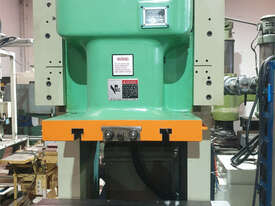 Seyi SN1-110 Ton C Frame Crank Press - picture1' - Click to enlarge