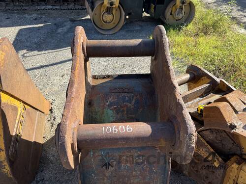 Titan Digging Bucket