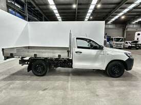 2018 Toyota Hilux Workmate (Petrol) (Auto) - picture2' - Click to enlarge