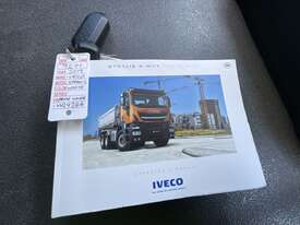 2019 Iveco Stralis 460  6x4 - picture2' - Click to enlarge