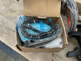 3x Box of Hot and Cold Taps with Cables - picture2' - Click to enlarge