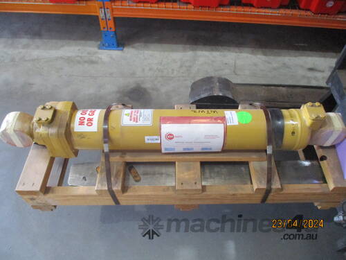 caption CATERPILLAR 988F, 988B RECONDITIONED CYLINDER STEERING
