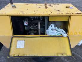 Air Compressor Trailer - picture0' - Click to enlarge