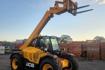 JCB 531-70 Telehandler - Only 516 hours, Great Condition!