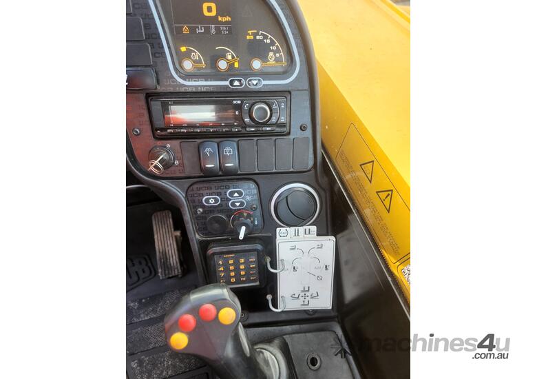 caption JCB 531-70 Telehandler - Only 516 hours, Great Condition!