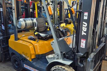 ACTIVE FORKLIFTS - 2.5 Ton TEU Forklift | Container Mast | 4.5mm Lift | LPG