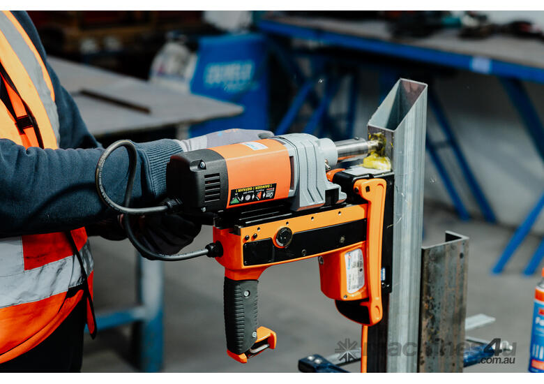 caption Magnex 40 Magnetic Drill