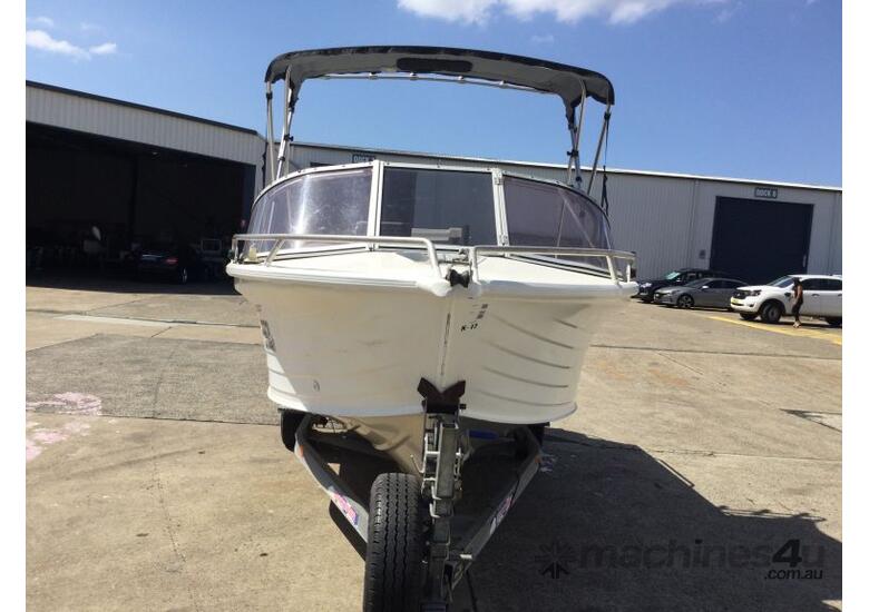 caption 2004 Quintrex 500 Coast Runner CV Aluminum Boat