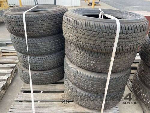 8x 255/65R17 Tyres