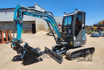 DEMO 2020 TOYOTA HUSKI M-38U 3.6T EXCAVATOR WITH A/C CABIN, TILTING HITCH, BUCKETS AND LOW 80 HOURS