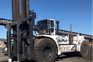 SMV - Hunter Plant   - 60 Tonne Forklift