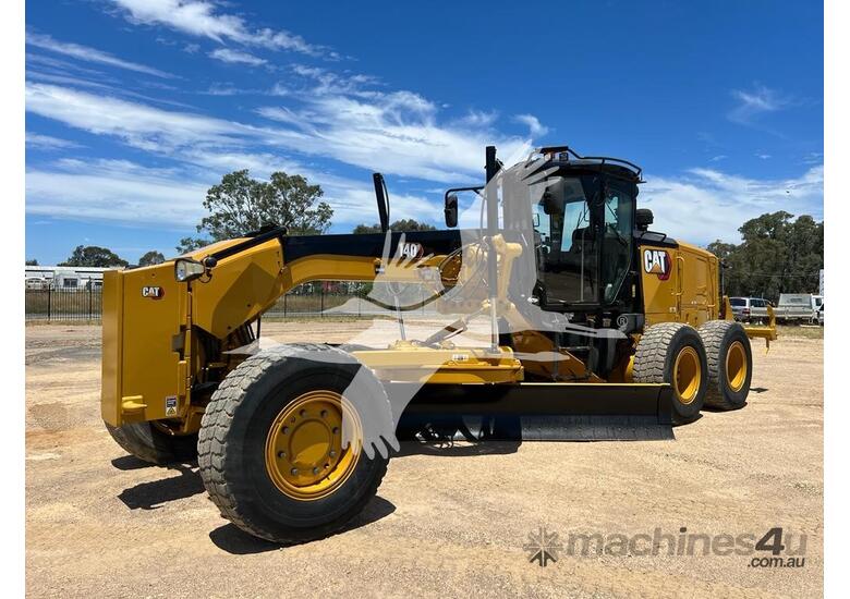 2011 CATERPILLAR 140M2 AWD GR144