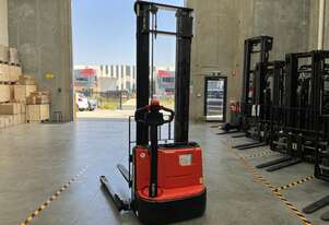 EP Lithium Electric 1.2T Pallet Stacker ESA121-D