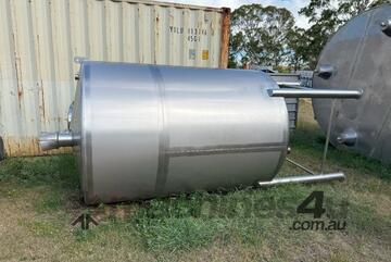 Tank Stainless Steel 2.7m x 1700mm Dia 5,000 ltr Overall height 3.2m