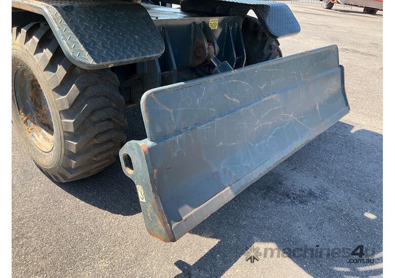 caption 2022 Hyundai Robex 60W-9S Excavator (Wheeled)