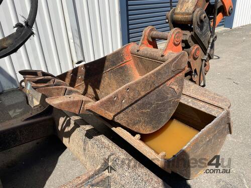 caption 2014 Hitachi ZX48U-5A Excavator (Rubber Padded)