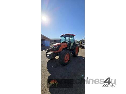 caption (8763) 2015 Kubota M9540