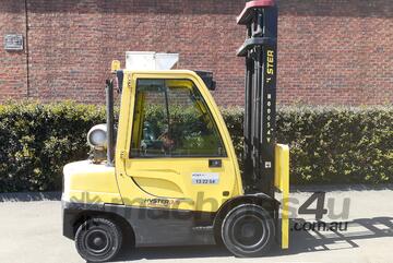Hyster 3.5T LPG counterbalance forklift. Hyster 3.5T LPG counterbalance forklift.