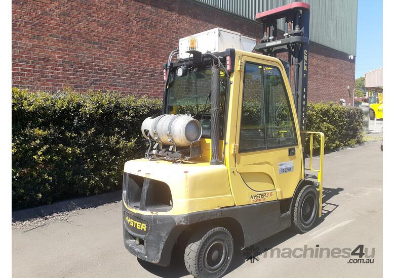 Hyster 3.5T LPG counterbalance forklift.