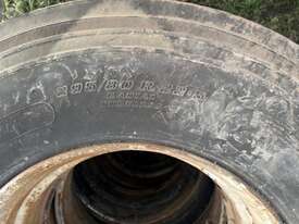 Qty 4 x Truck Tyres & Rims - picture0' - Click to enlarge