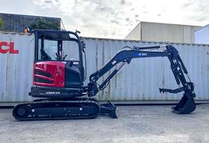 UME35 26hp Kubota Engine 3.9T operation weight excavator with Zero Tail, Free 6 Attachments