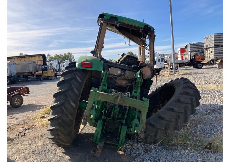 caption John Deere 8220 Tractor