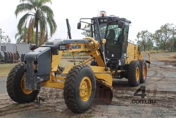 Komatsu 2014   GD555-5 Komatsu 2014   GD555-5