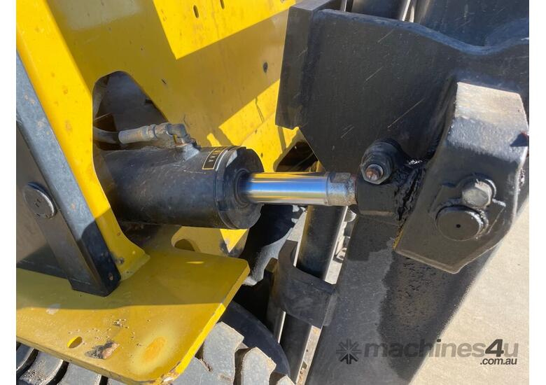 caption Yale FB25PYE Forklift