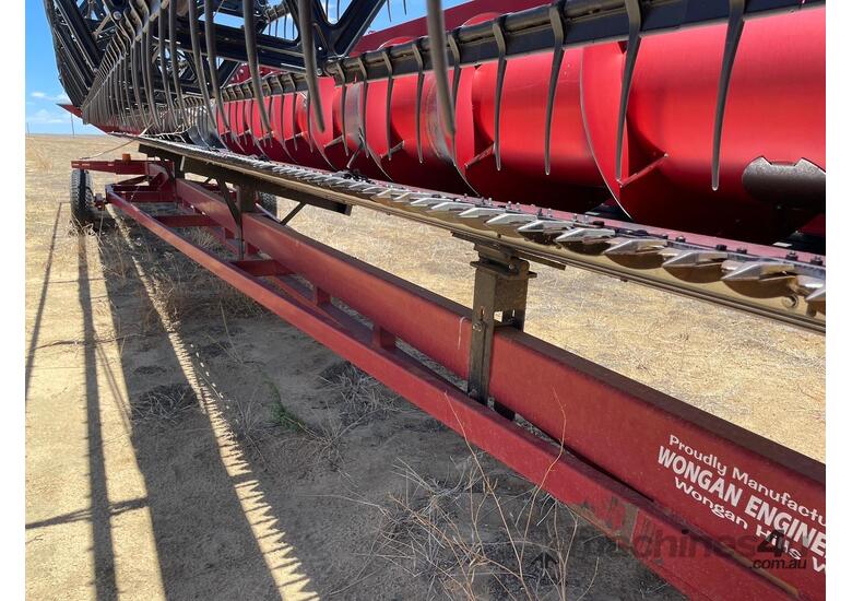 caption 2017 CASE IH 3050 41' FRONT