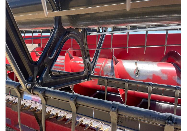 caption 2017 CASE IH 3050 41' FRONT