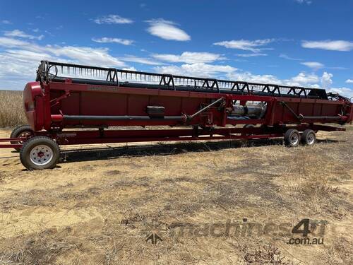 caption 2017 CASE IH 3050 41' FRONT